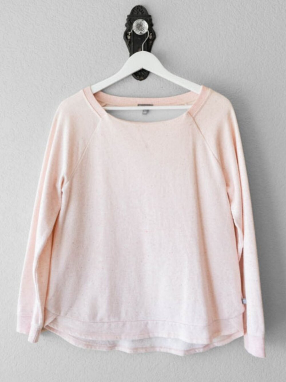 Talbots Pink Sweatshirt Top MP Soft Lounge Pullover Casual Minimalist Sweater